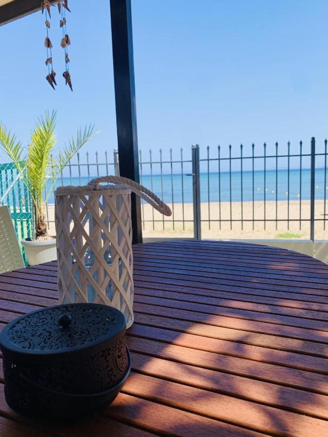 House By The Sea In Artemis Apartment Exterior foto